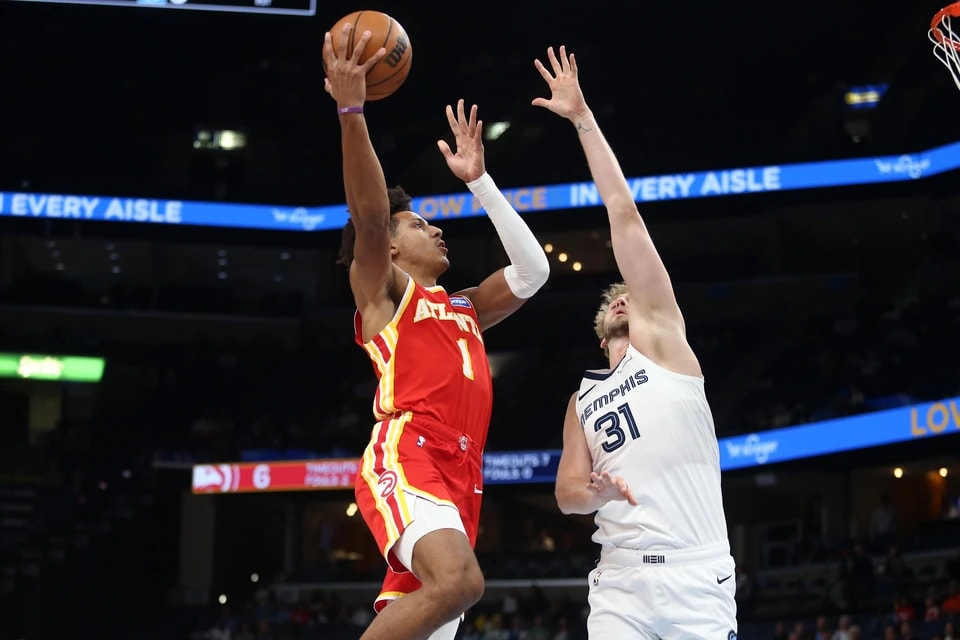 在因伤缺席, 出场, 次助攻和