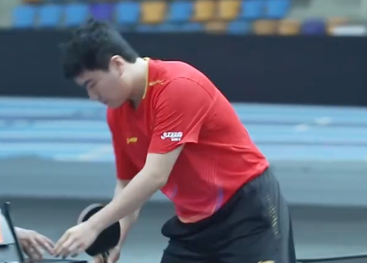 短暂领先, ue, 张本再度擦